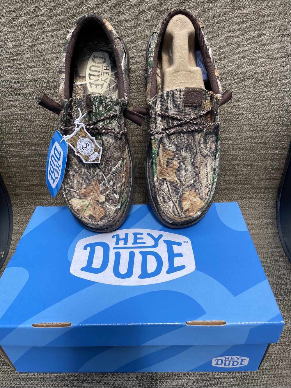 Hey Dude Wally Realtree Edge Camo Brown/Natural Mens 9M Slip On Shoes